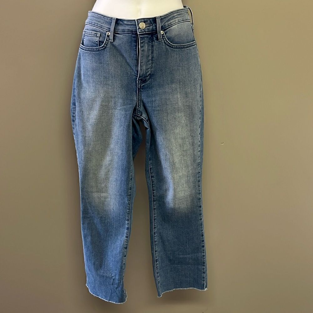 NYDJ Light Blue Cool Embrace Slim Bootcut 5-Pocket Jeans- Sz 4** read below